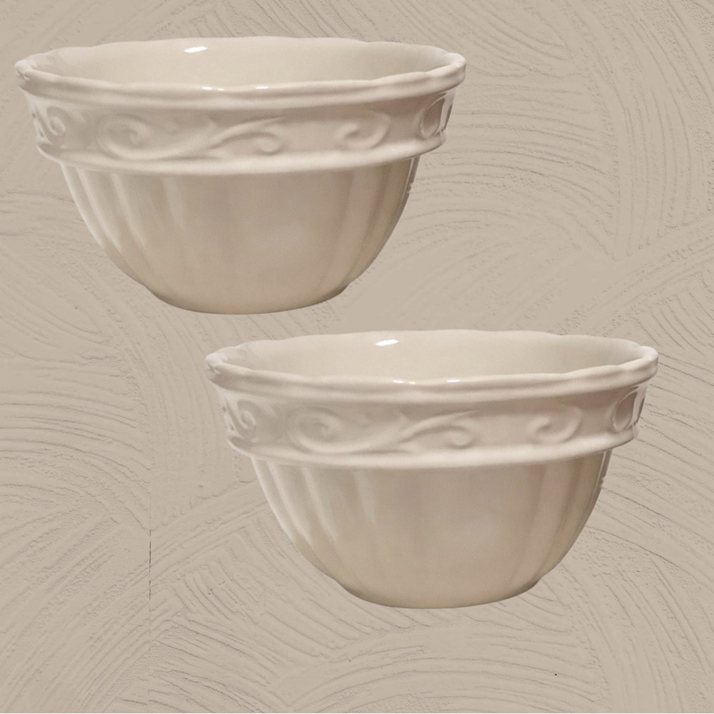 Celebrating Home Stoneware Soup Salad Bowls Set of 2 Cream Embossed 6”